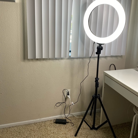 LED ring light - Picture 1 of 4